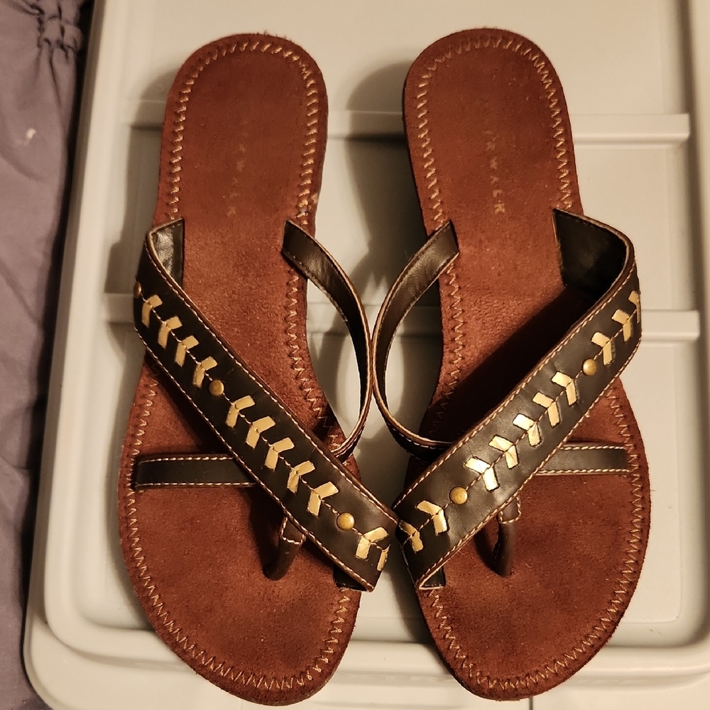 Airwalk Brown With Gold Metallic Looking Accents